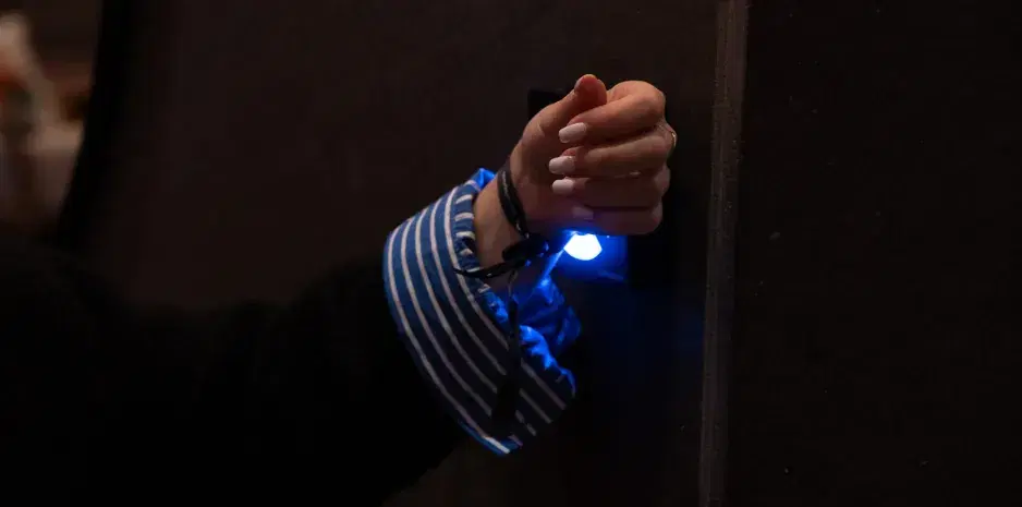 CrowdReader device overhead view of scanning surface